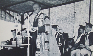 Nyerere addressing on the opening of Mlimani Campus at the University Collage of Dar-es-Salaam